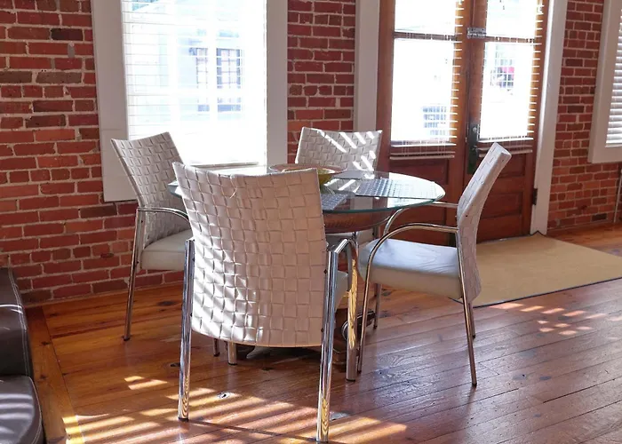 Holiday home Premier Downtown Loft Building, Just Opened *