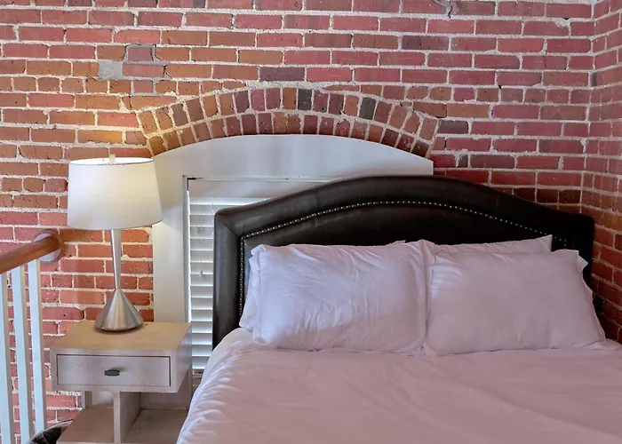 Holiday home Premier Downtown Loft Building, Just Opened